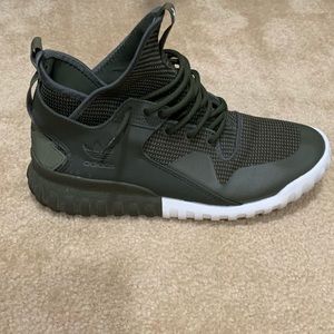 Adidas Tubular
